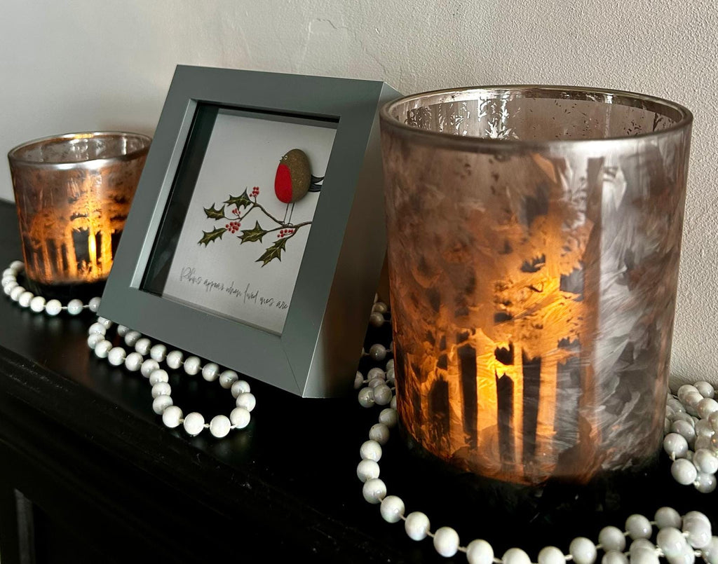 Robin Pebble Art: 'Robins Appear When Loved Ones Are Near' - Handmade Framed Gift