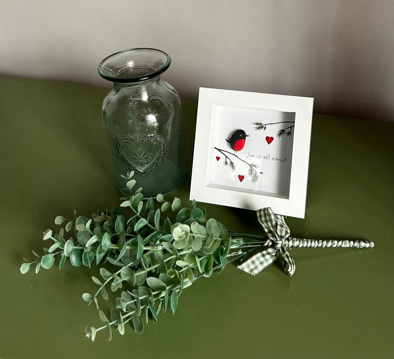 Robin Pebble Art – Handmade 5x5 Framed Gift with Quote “Love is All Around”