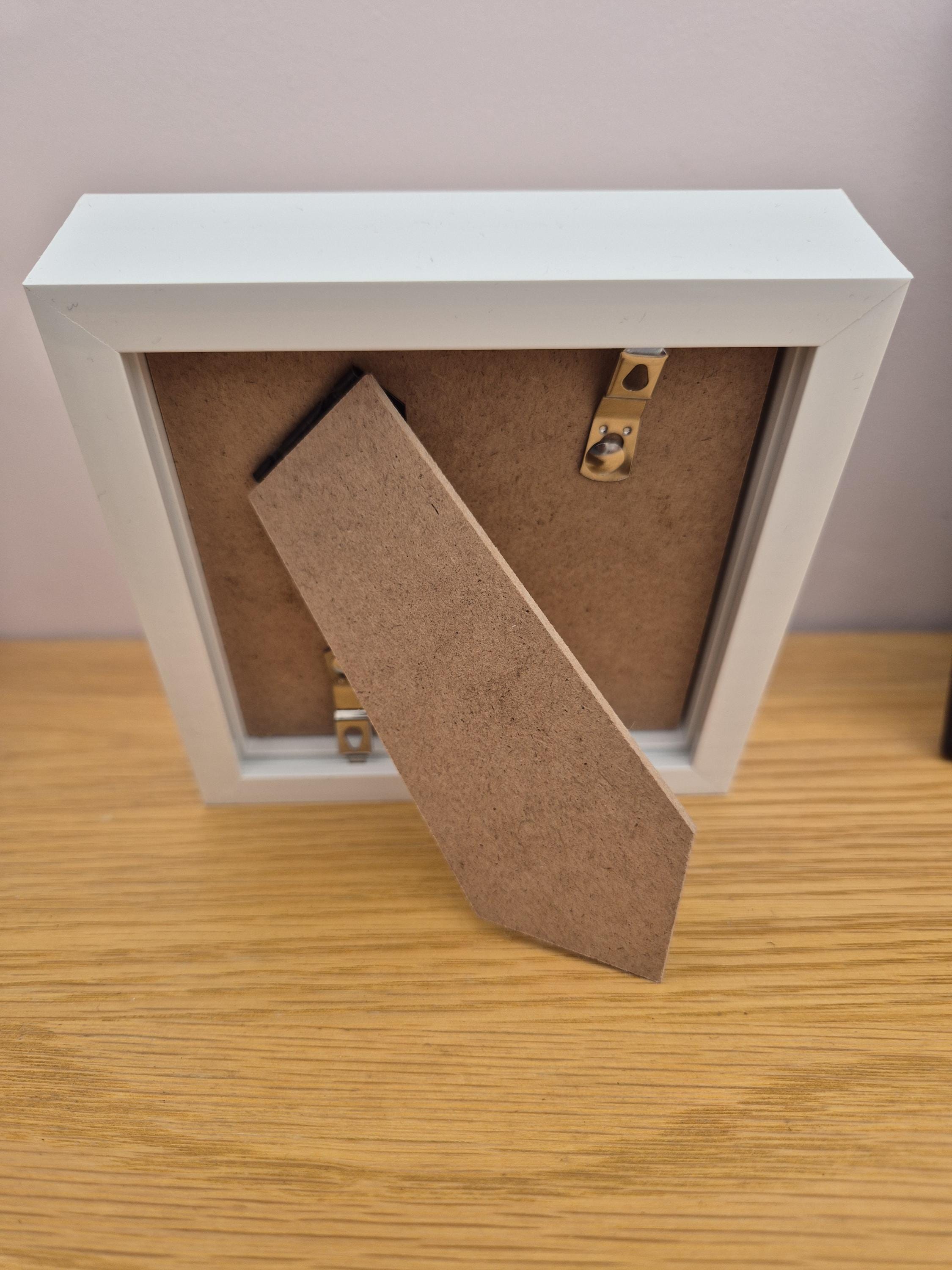 Sea Glass Jellyfish Art: Coastal Picture with Calming Quote