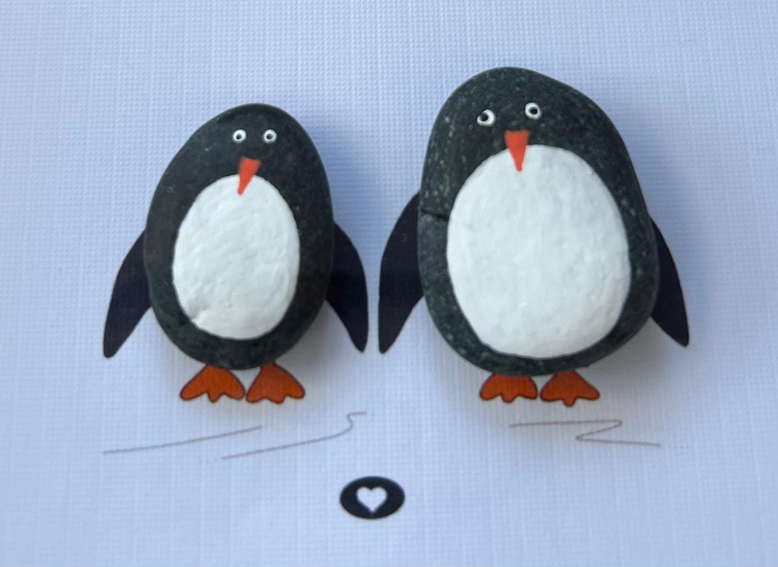 Pebble Penguins: Romantic Coastal Decor in 7x7 Frame – Sweet Quote